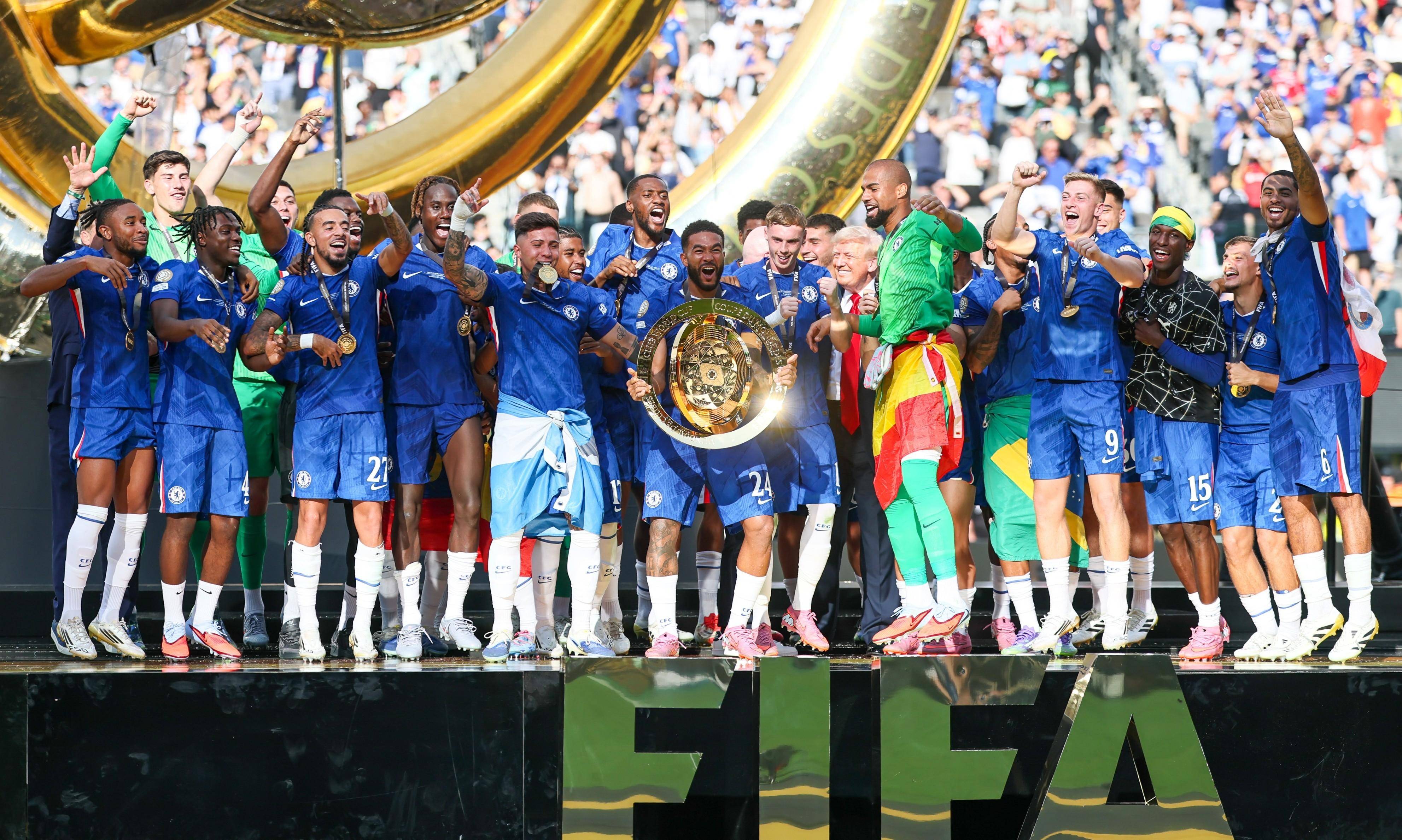 关于波切蒂诺率领巴黎对阵旧主热刺，压哨取胜的信息