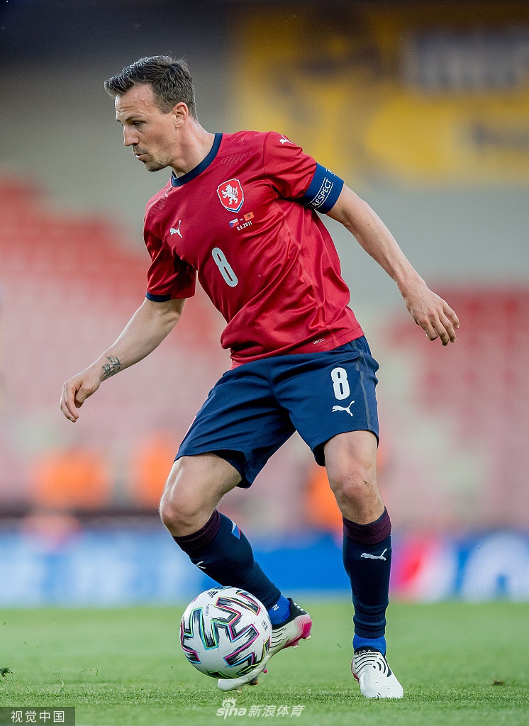 阿尔巴尼亚赢得国际友谊赛，埃提恩晋级